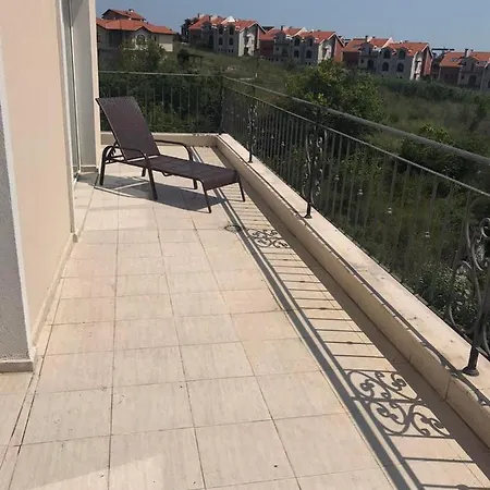 Chateau Sea Breeze Daire *