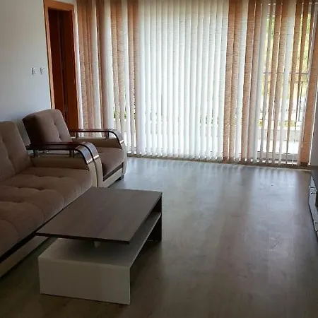 Apartment Chateau Sea Breeze